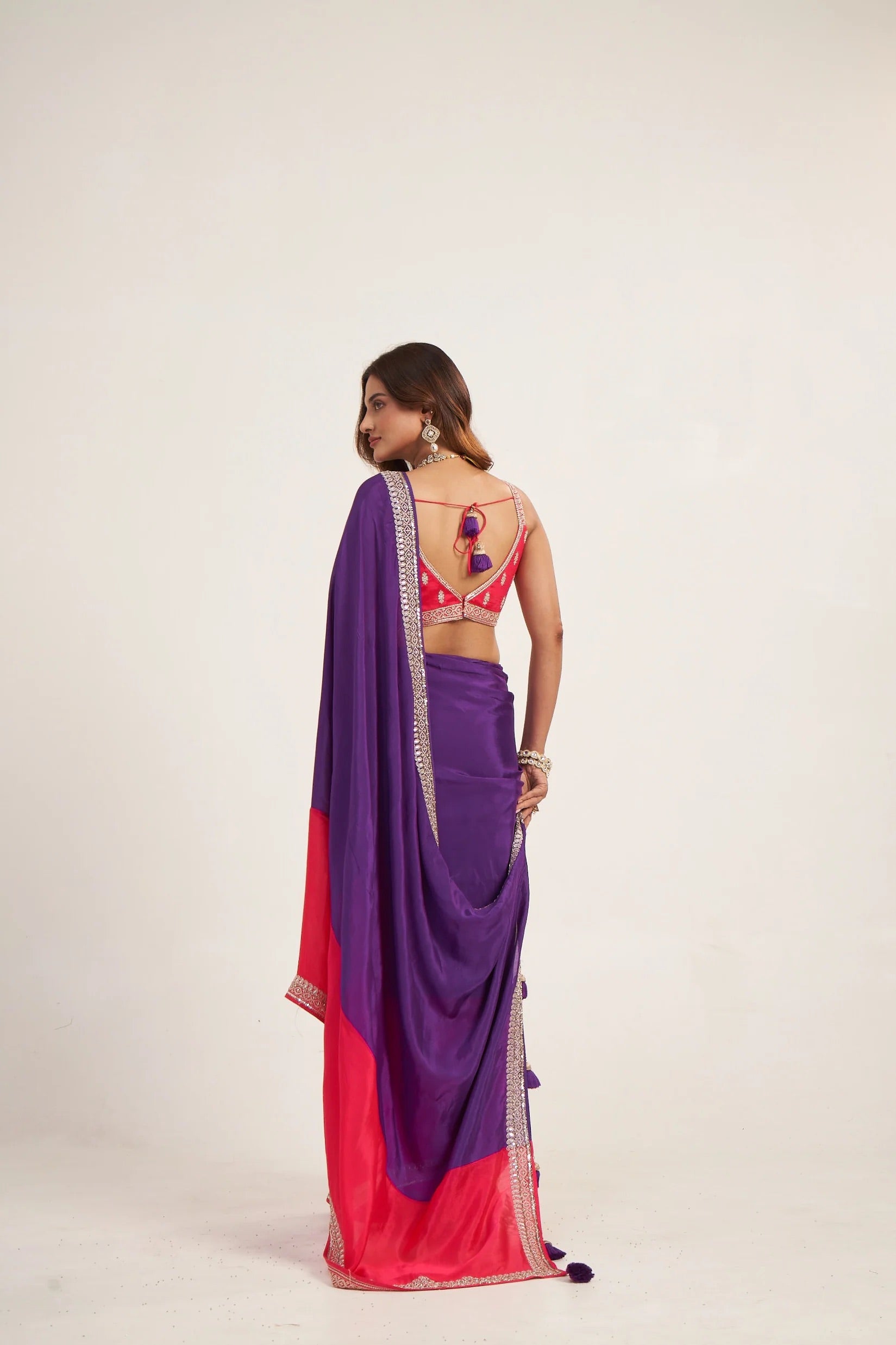 Niraah Saree