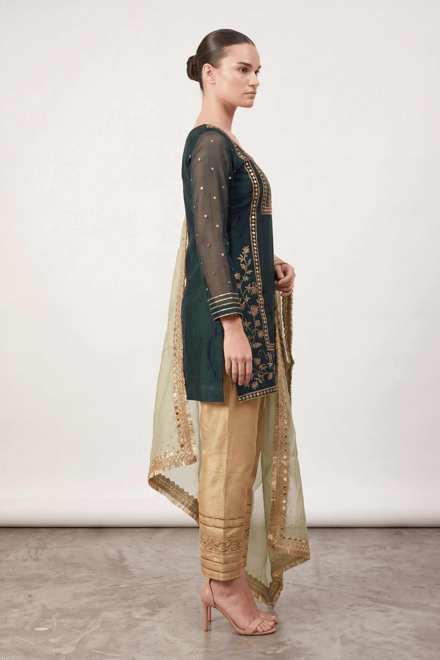 Emerald Zari Suit Set - Dorie Atelier