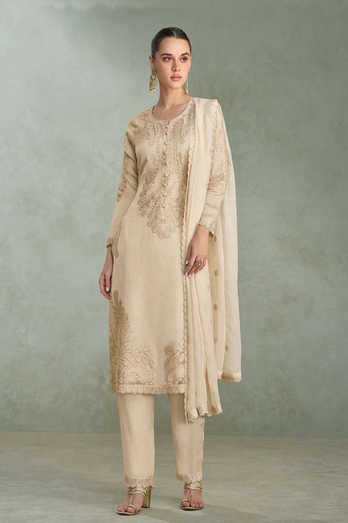 Elin Crema Embroidered Chinon Silk Set