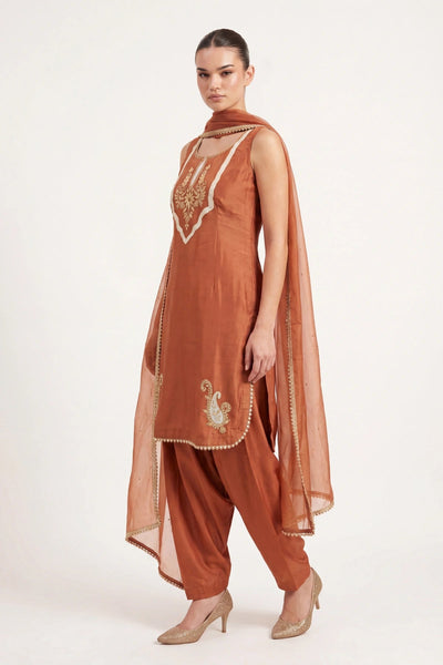 Saffron Farshi Set